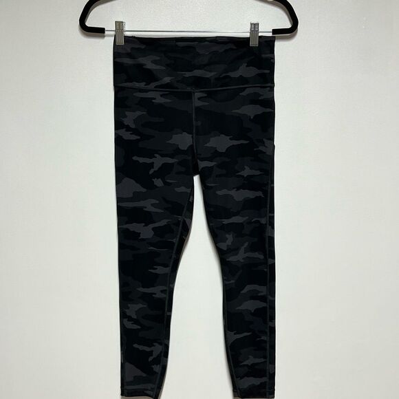 ATHLETA Camo Ultimate 7/8 Tights Leggings Sz S - Picture 2 of 5